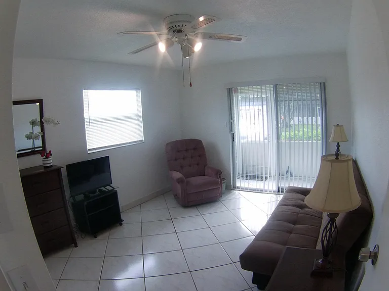 209 Waterford Cir #I — Photo 28