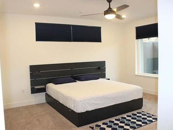 4th image of 202-5951 Sunstone Dr APT 202