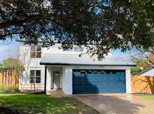 8410 Roan Ln, Austin, TX 78736