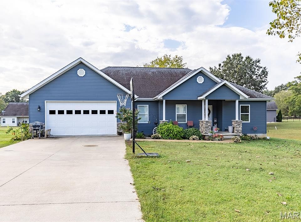 1st image of 2406 W Donna Dr