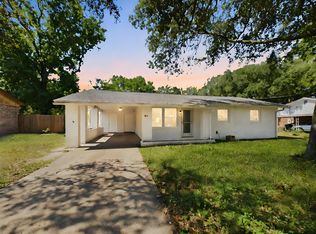 204 21st St, Niceville, FL 32578
