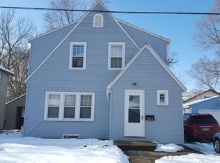 1804 James St, Kalamazoo, MI 49001