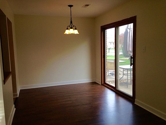 4th image of 16140 Apple Ln APT 4