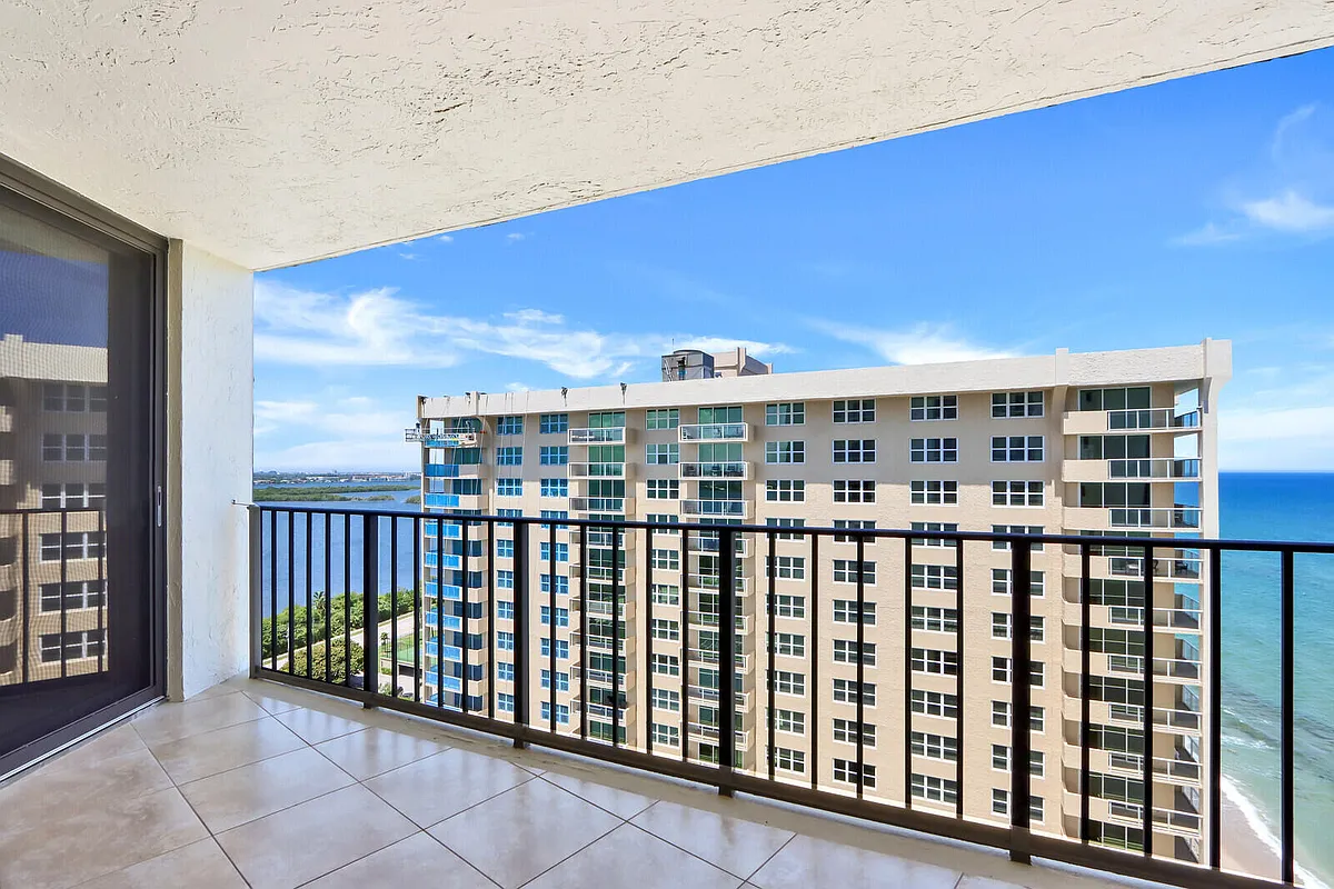 Photo 2 of 33 - 5420 N Ocean Dr #1703 - Singer Island, FL Building Photo - 5420 N Ocean Dr #1703