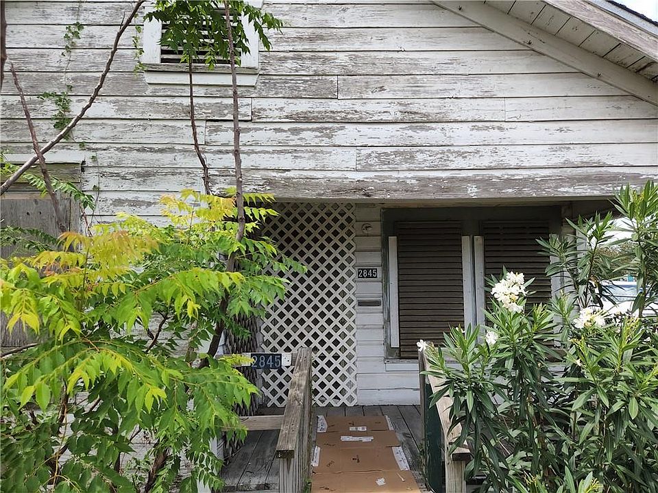 1st image of 2845 Baldwin Blvd