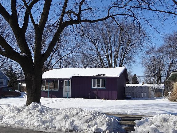 2nd image of 1129 Mayfair Dr