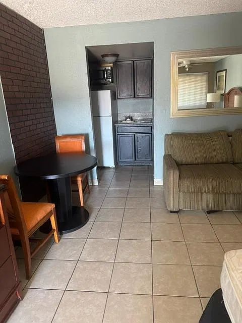 921 Las Vegas Blvd N - 122 — Photo 3