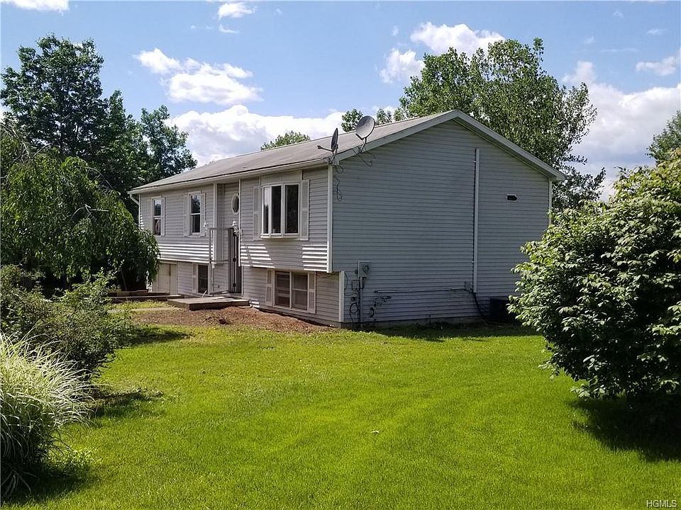 1st image of 13 C E Penney Dr