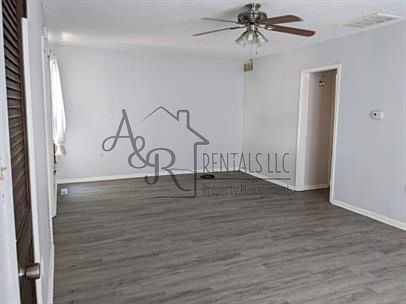 4th image of 1708 N Smelter St