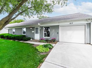 817 Sunnydale Blvd, Streamwood, IL 60107