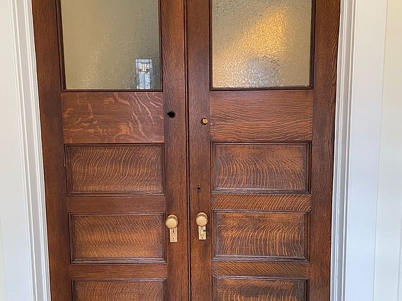 4th image of 363 Green St #1