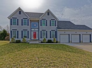 33 Steeplechase Dr, Turnersville, NJ 08012