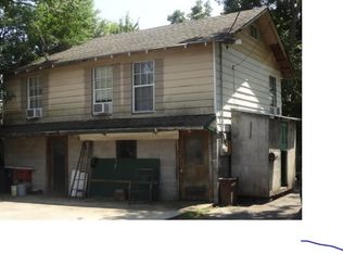 1355 Simmons St, Beaumont, TX 77703