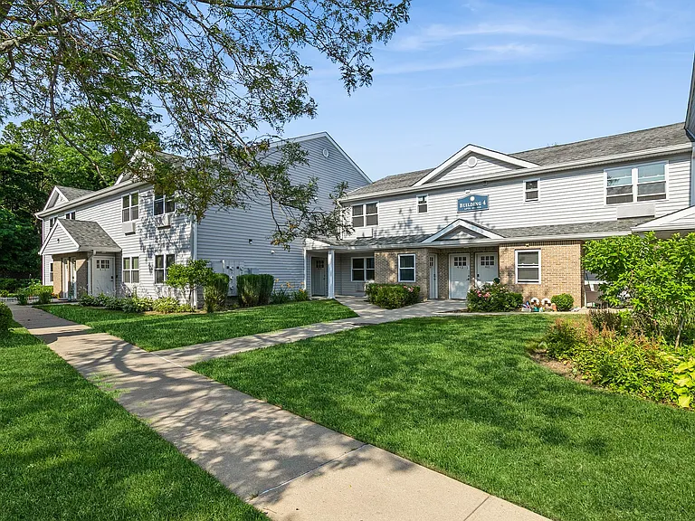 Zen Long Island at Copiague Apartment Homes — Photo 18
