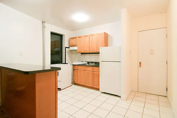 Rented by Voro New York | media 28