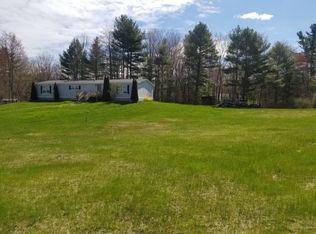 8 Fields Rd, Sabattus, ME 04280