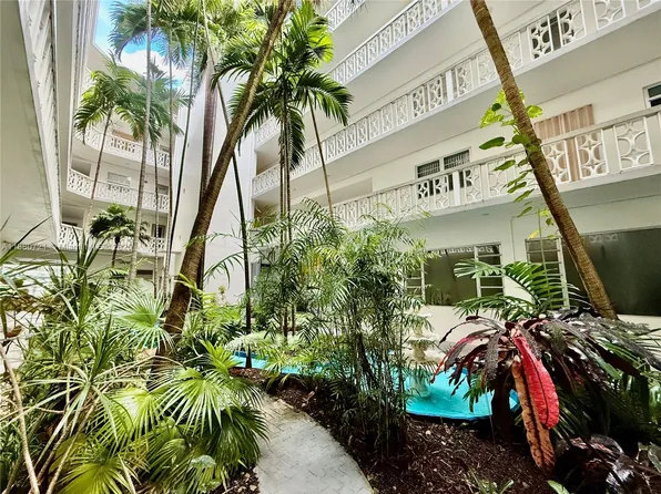 9700 E Bay Harbor Dr APT 406, Bay Harbor Islands, FL 33154