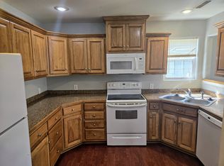 1236 Hetlage Way, Warrensburg, MO 64093