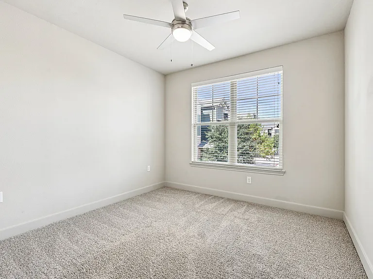 North Creek — Photo 118