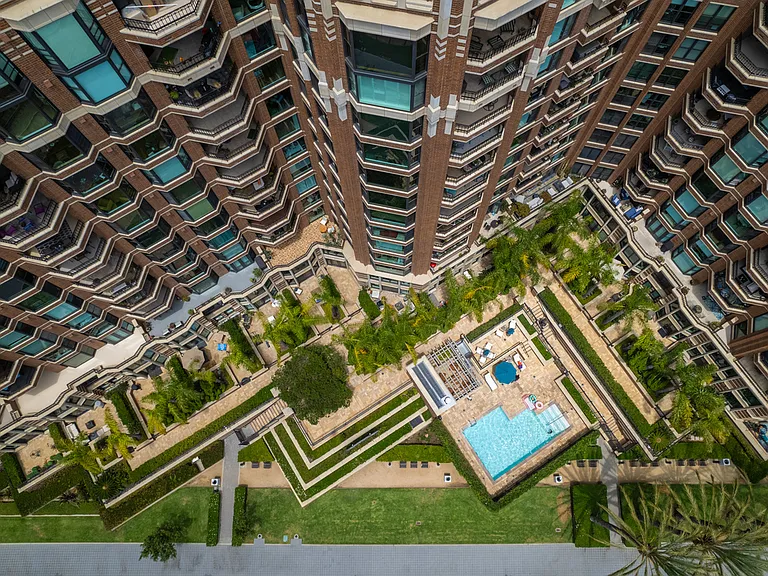 500 W Harbor Dr #1502 — Photo 38