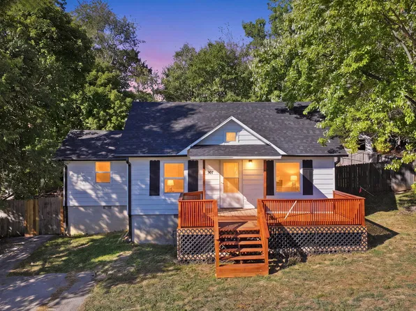307 E Robertson Street, Ozark, MO 65721