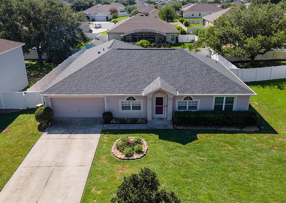1st image of 802 DEER GLEN COURT