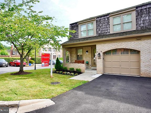 4th image of 15341 Manor Village Ln