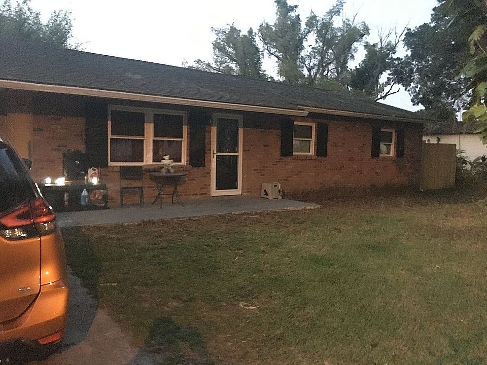 1st image of 721 W Alamo Dr