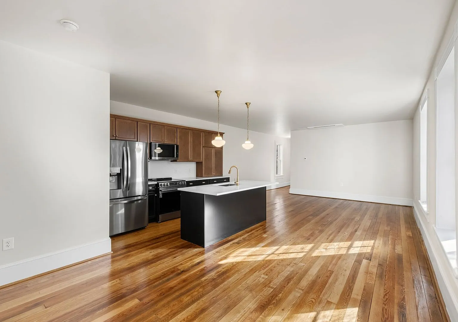 Brand New City Living! — Photo 4