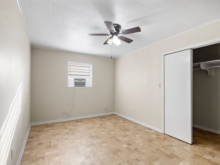 Villa North Apartments - 1 bedroom apartment — Photo 10