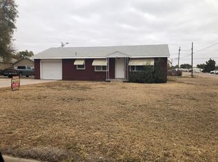 730 S Monroe St, Hugoton, KS 67951