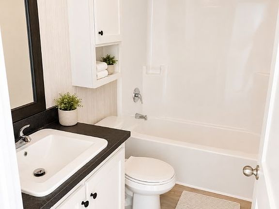 5th image of 42 Hummingbird Dr #13
