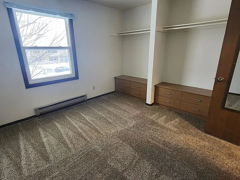 1153 Imperial Cir — Photo 13