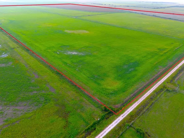 768 Million Dollar Rd, Palacios, TX 77465