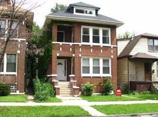 9323 S Paxton Coach House, Chicago, IL 60617