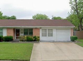 2218 English Dr, Garland, TX 75041