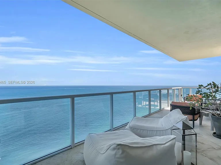 16699 Collins Ave #4202 — Photo 10