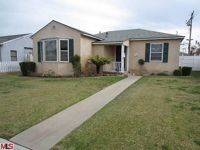 1st image of 17302 Delia Ave