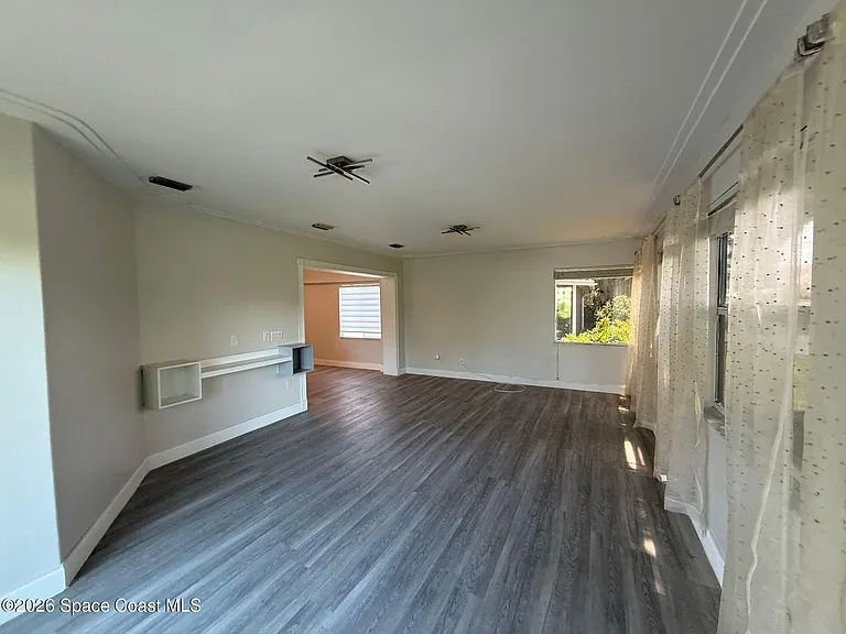 377 Myrtlewood Rd — Photo 10