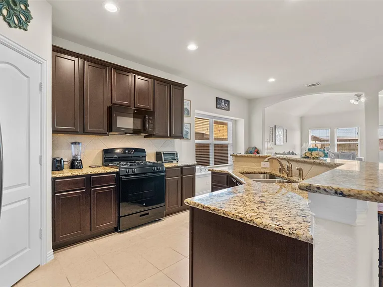 12601 S Shore Dr — Photo 8