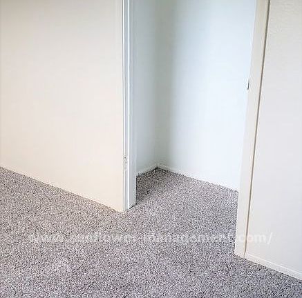 5th image of 2331 Carmel Dr