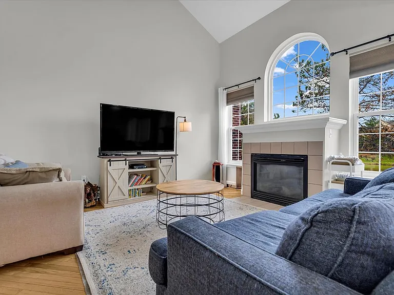 513 Concord Dr #70 — Photo 16