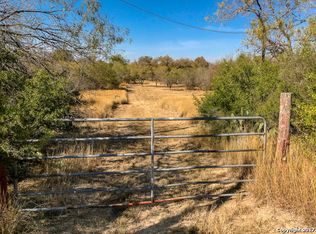 135 Choke Canyon Ests, Three Rivers, TX 78071