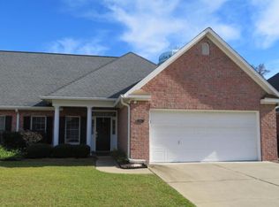 818 Vineyard Dr, New Bern, NC 28562