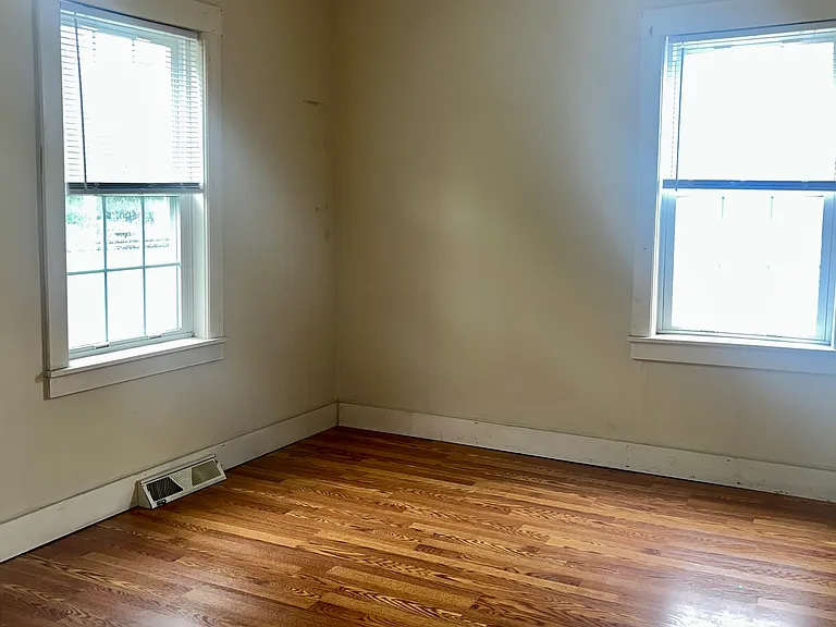 59 Front St — Photo 10