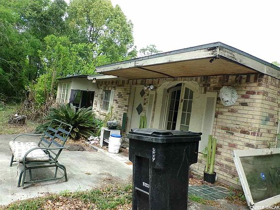 2nd image of 2222 SE 8th Pl