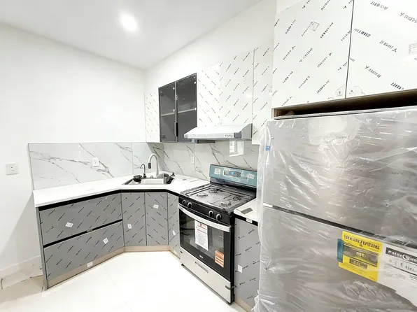 2380 84th St APT 4, Brooklyn, NY 11214