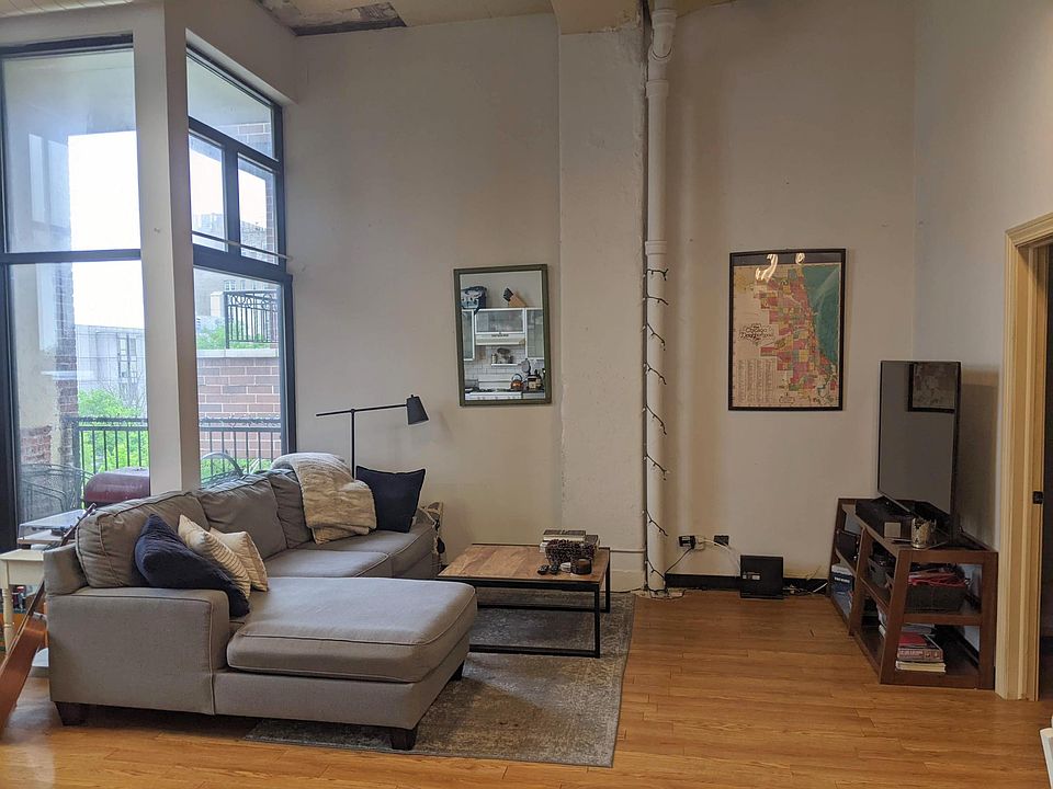 1st image of 1513 N Western Ave APT 306