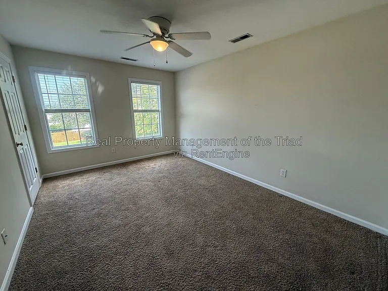 5101 Ivystone Ln — Photo 23