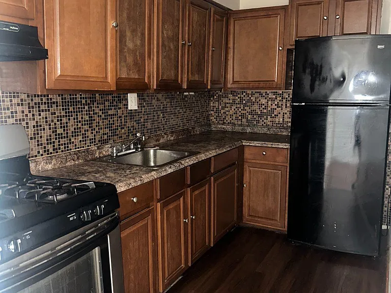 3817 Swann Rd #101 — Photo 3